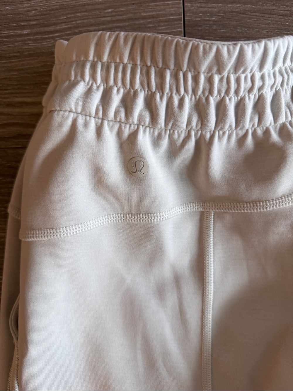 Lululemon Softstreme High-Rise Pant Full Length Bone size 10 - Picture 6 of 11